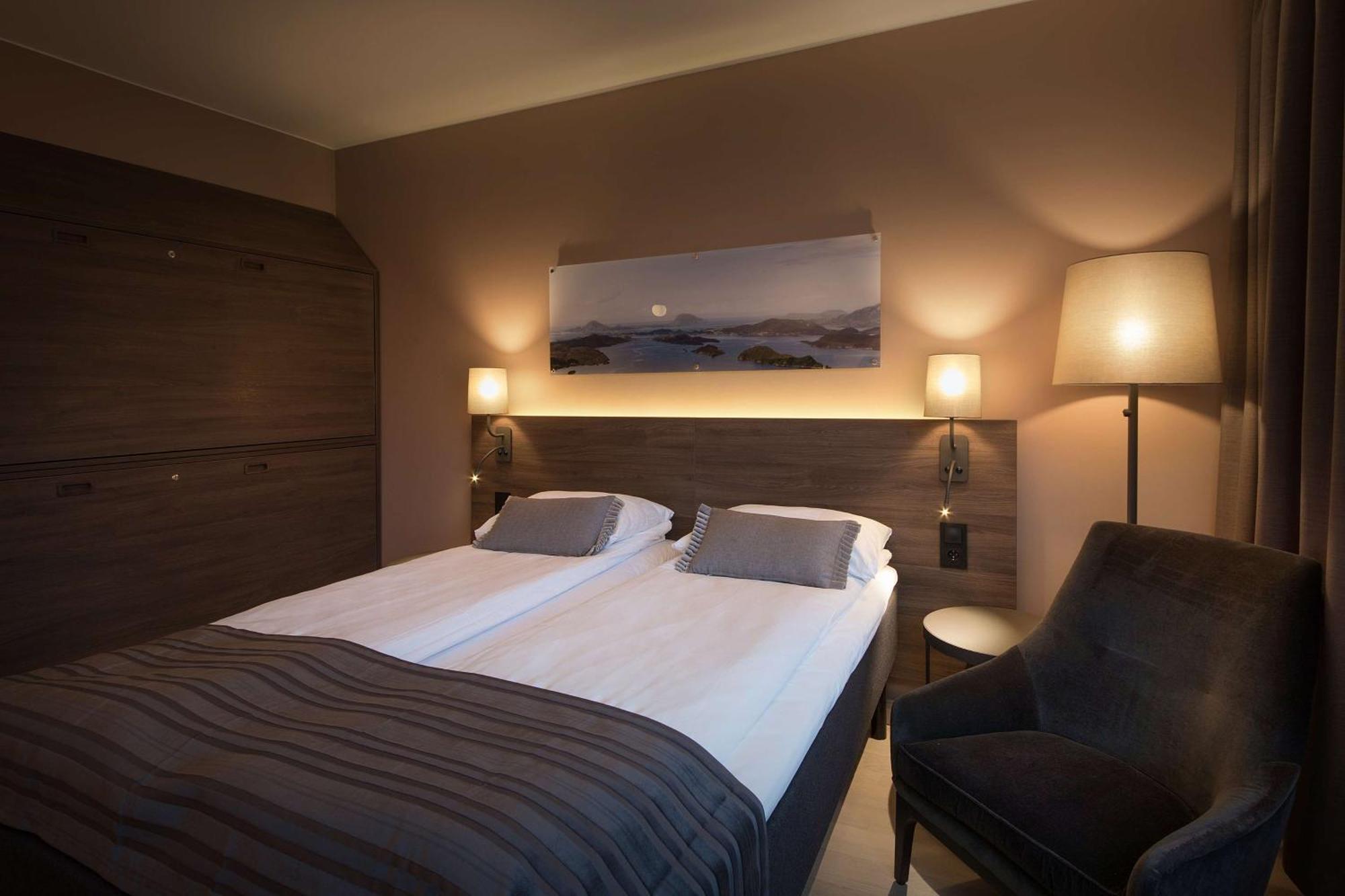 Scandic Sunnfjord Hotel & Spa Forde  Exterior photo
